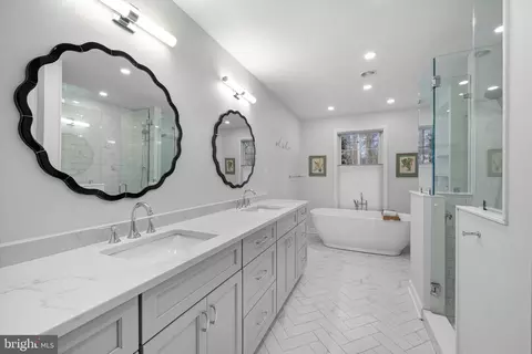 Bath - 405 Berkley Rd, Devon, PA 19333 photo 1 of 6