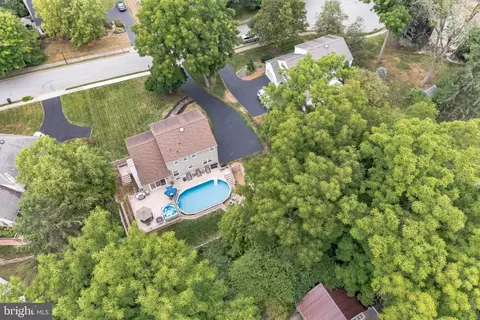 202 Jennings Ln, Malvern, PA 19355