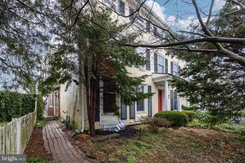 311 S Union St, Kennett Square, PA 19348