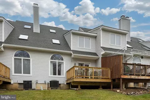 104 E Thomas Ct, Kennett Square, PA 19348 photo 3