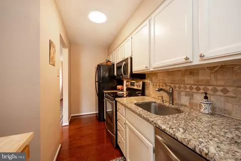104 E Thomas Ct, Kennett Square, PA 19348 photo 5
