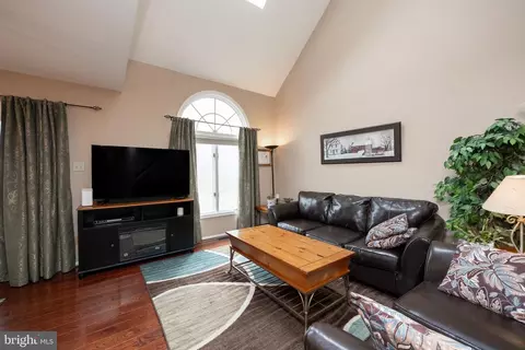 104 E Thomas Ct, Kennett Square, PA 19348 photo 9