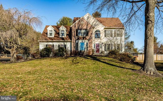 98 Aspen Dr, Downingtown, PA 19335