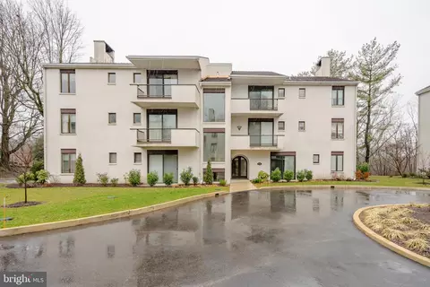 Exterior - 5 Gevrey, Devon, PA 19333 photo 2 of 10