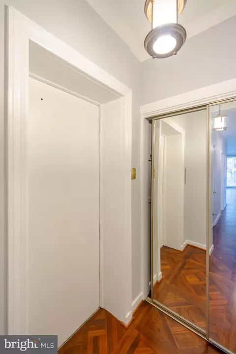 Entry Way - 5 Gevrey, Devon, PA 19333 photo 2 of 3