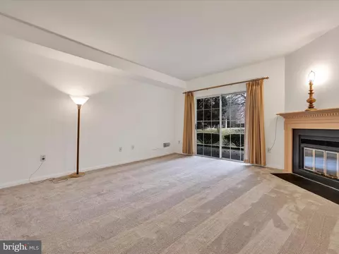 127 Valley Stream Cir, Chesterbrook, PA 19087 photo 6