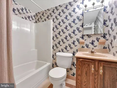 127 Valley Stream Cir, Chesterbrook, PA 19087 photo 22