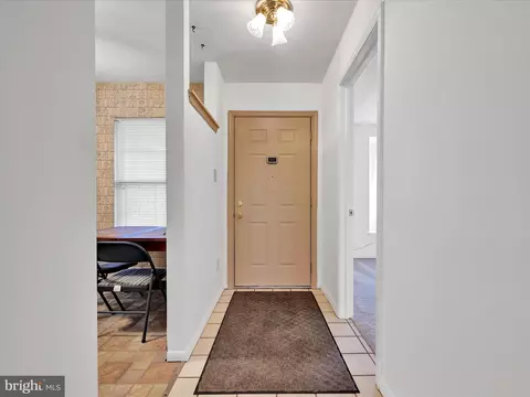 127 Valley Stream Cir, Chesterbrook, PA 19087 photo 5