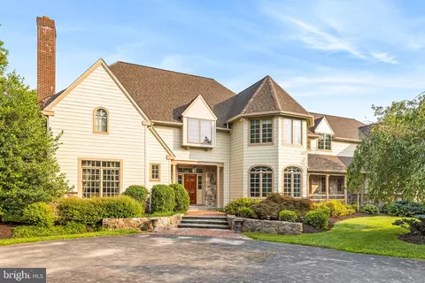 5 Mill Rd, Malvern, PA 19355