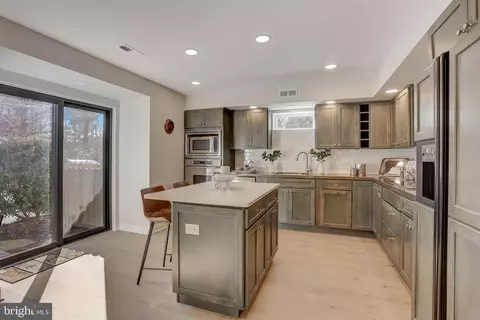 Kitchen - 30 Sugar Knoll Dr, Devon, PA 19333 photo 1 of 5