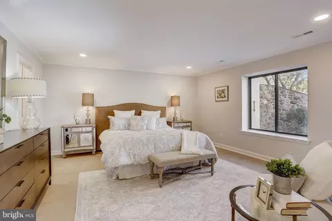 Bedroom - 30 Sugar Knoll Dr, Devon, PA 19333 photo 1 of 3