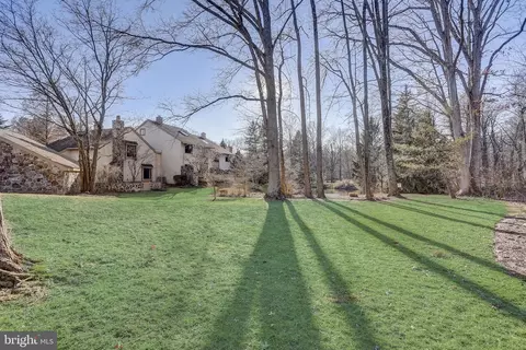 Exterior - 30 Sugar Knoll Dr, Devon, PA 19333 photo 10 of 13