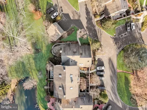 View/Area - 30 Sugar Knoll Dr, Devon, PA 19333 photo 7 of 8