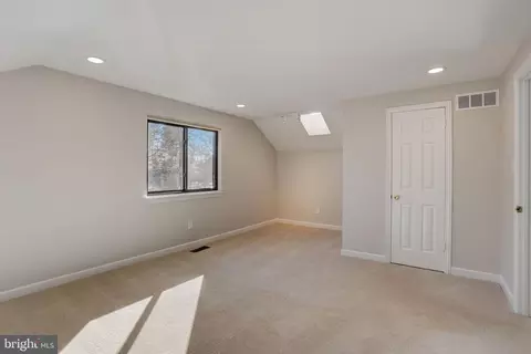 Bedroom - 30 Sugar Knoll Dr, Devon, PA 19333 photo 3 of 3
