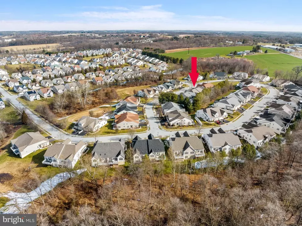View/Area - 604 Strawbridge Ln, West Grove, PA 19390 photo 6 of 8