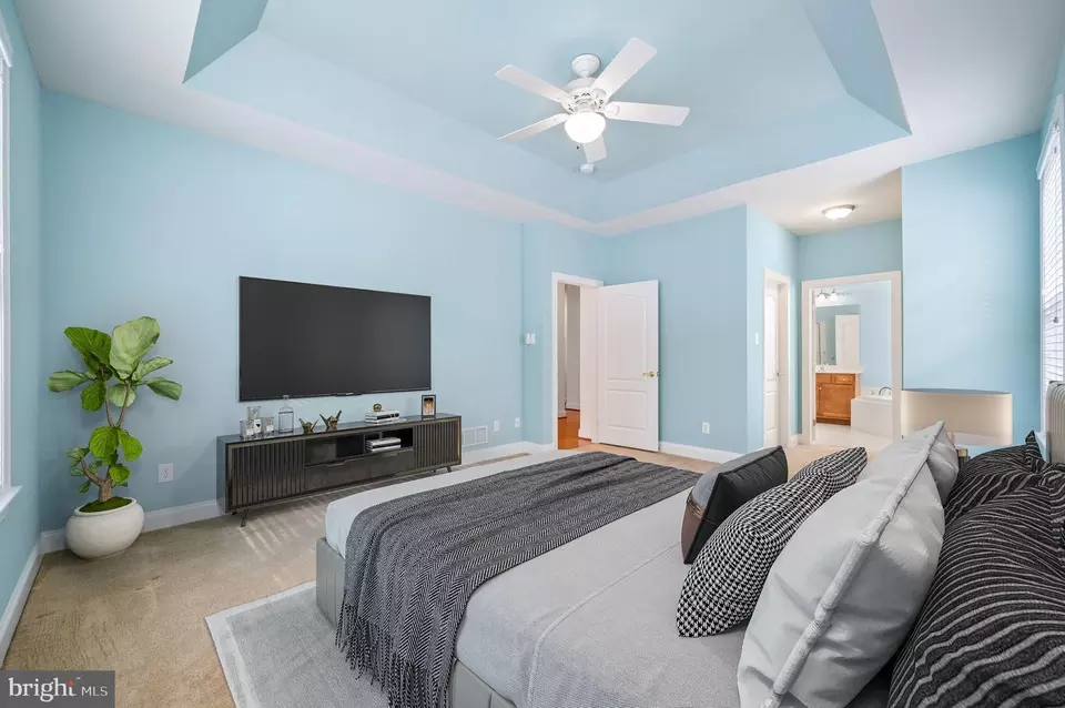 Bedroom - 604 Strawbridge Ln, West Grove, PA 19390 photo 2 of 6