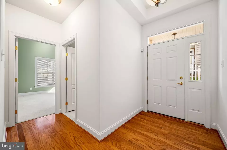 Entry Way - 604 Strawbridge Ln, West Grove, PA 19390 photo 2 of 2