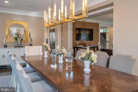 Dining - 419 Pugh Rd, Wayne, PA 19087 photo 4 of 11