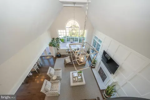 Living - 419 Pugh Rd, Wayne, PA 19087 photo 12 of 17