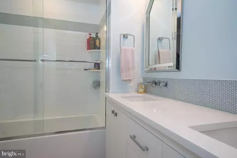 Bath - 419 Pugh Rd, Wayne, PA 19087 photo 8 of 13