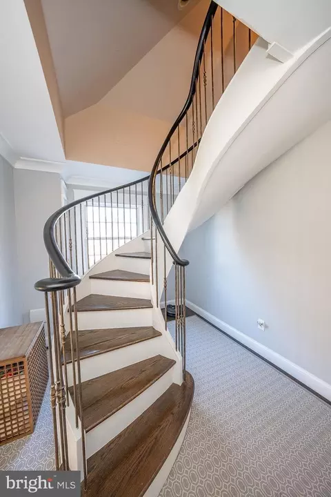 Entry Way - 419 Pugh Rd, Wayne, PA 19087 photo 11 of 15