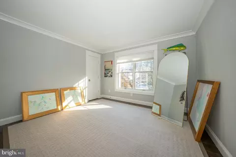 Living - 419 Pugh Rd, Wayne, PA 19087 photo 11 of 17