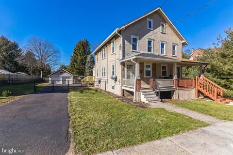 207 Washington St, Spring City, PA 19475