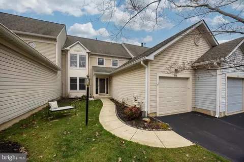 313 Edinburgh Rd, Chadds Ford, PA 19317