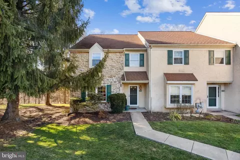 135 Westridge Pl S S, Phoenixville, PA 19460