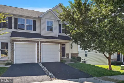 822 Sisler Rd, Phoenixville, PA 19460