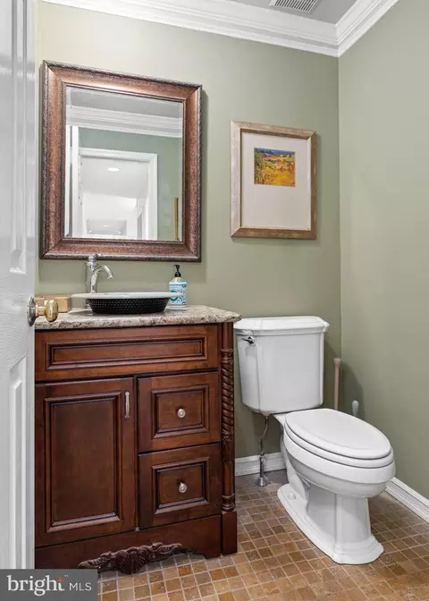 Bath - 150 Kynlyn Rd, Radnor, PA 19087 photo 1 of 12