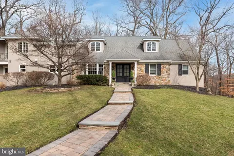 Exterior - 150 Kynlyn Rd, Radnor, PA 19087 photo 2 of 10