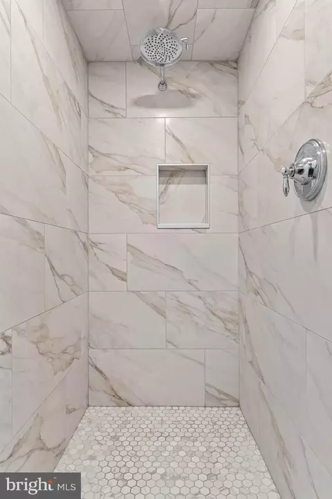 Bath - 150 Kynlyn Rd, Radnor, PA 19087 photo 10 of 12