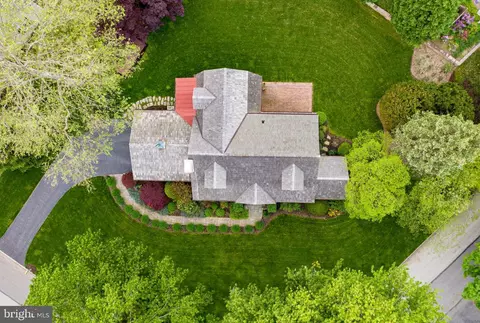 126 Penn Rd, Wayne, PA 19087