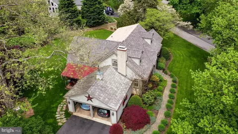 Exterior - 126 Penn Rd, Wayne, PA 19087 photo 5 of 15