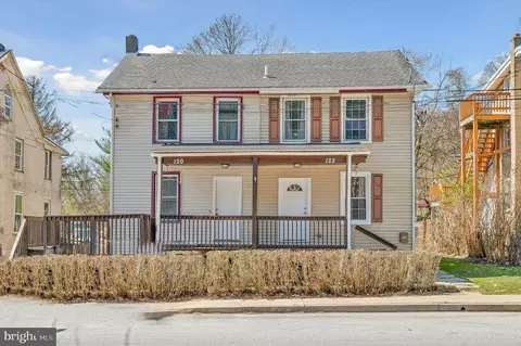 120 N Church St, Parkesburg, PA 19365