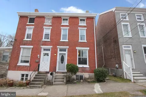 152 Chestnut St, Spring City, PA 19475