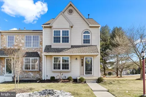 118 Concord Ct #72, Kennett Square, PA 19348