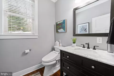 Bath - 54 Pugh Rd, Wayne, PA 19087 photo 1 of 7