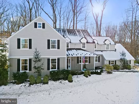 Exterior - 54 Pugh Rd, Wayne, PA 19087 photo 3 of 8