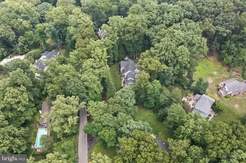 View/Area - 54 Pugh Rd, Wayne, PA 19087 photo 2 of 3