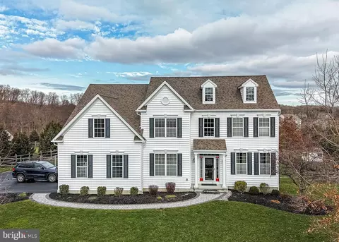 73 Emma Ct, Downingtown, PA 19335