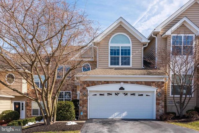 64 Sagewood Dr, Malvern, PA 19355