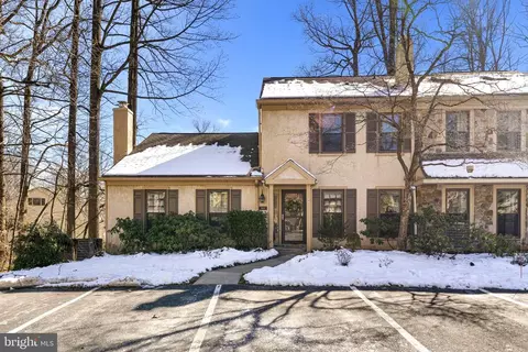 1101 Weatherstone Dr, Paoli, PA 19301