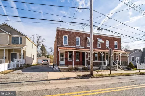 409 Franklin Ave, Phoenixville, PA 19460