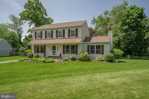 5 Corwen Ter W, West Chester, PA 19380