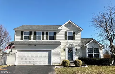 36 Cherry Tree Ct, Spring City, PA 19475