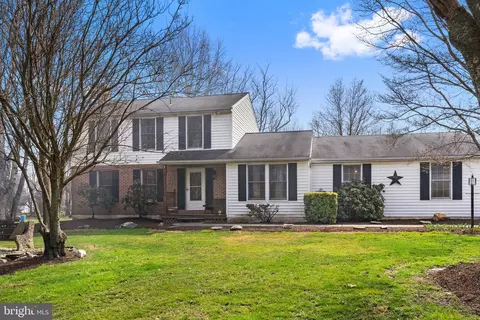 2203 State Rd, Oxford, PA 19363