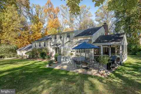 36 Laurel Cir, Malvern, PA 19355