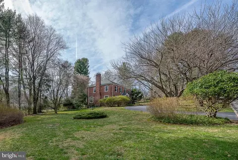 Exterior - 528 Tory Hill Rd, Devon, PA 19333 photo 5 of 6